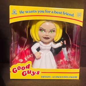 Tiffany Good Guy Doll Vinyl Figure - White